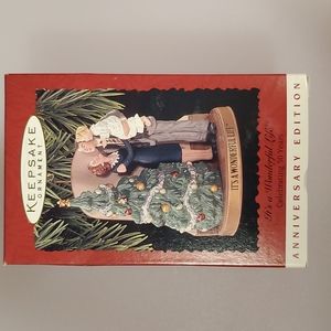 It's a wonderful life Hallmark Keepsake Ornament 1996 1946 film NIB